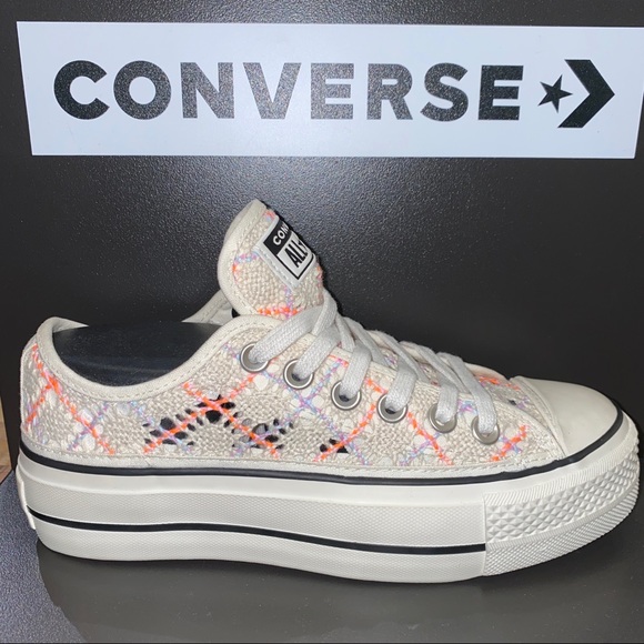 Converse Shoes - NIB Converse Boho Crochet Platform CTAS Low Top
